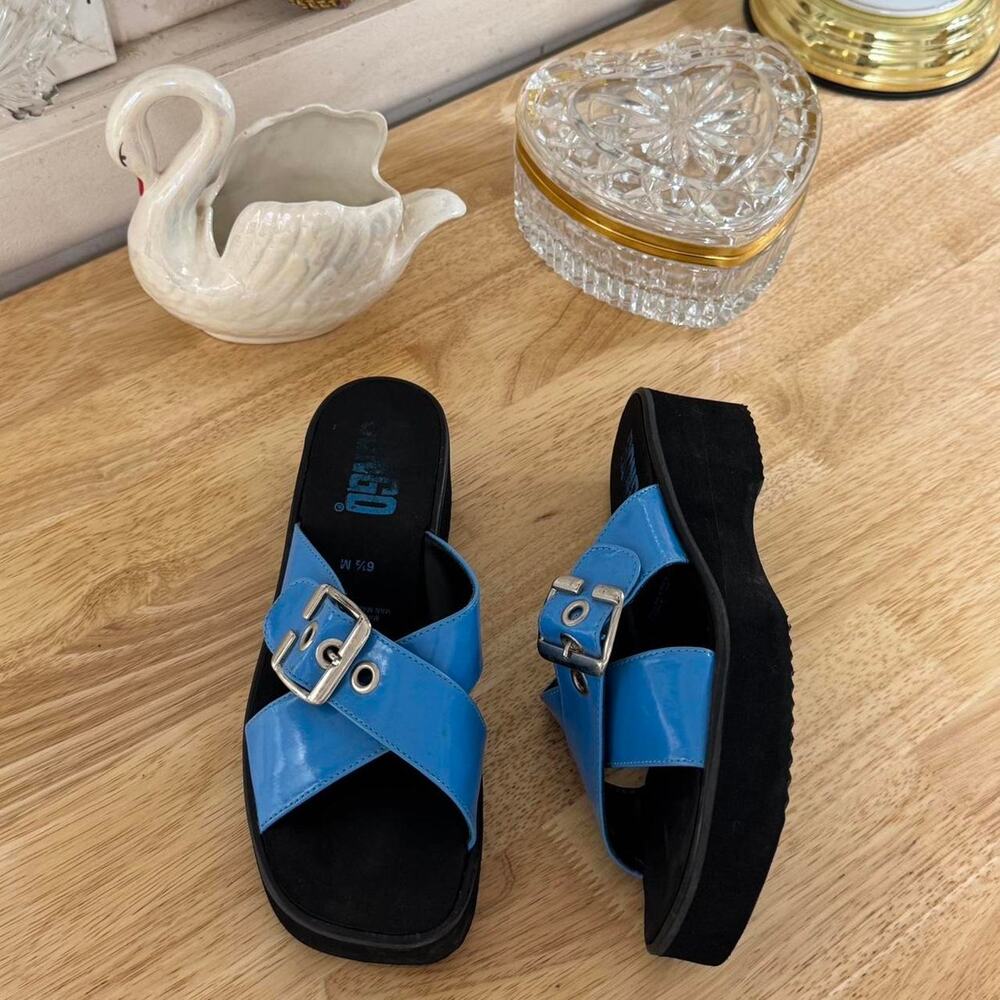 2000s Bongo Bright Blue Chunky Platform Slip On Sandals Size 6.5 Summer Retro